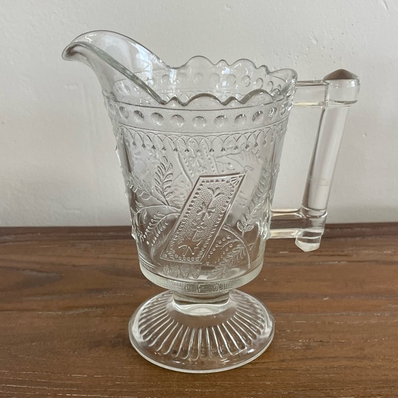 Vintage Glass Good Luck Creamer American Patterned Glass - Picture 9 of 10
